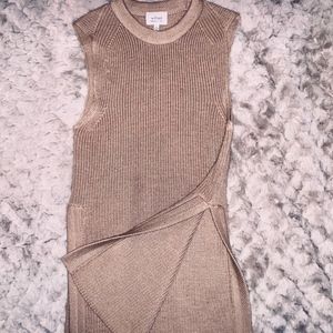 ARITZIA- Wilfred camel sweater size small